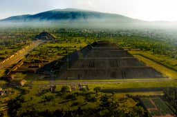 Question 32 photo: Ancient Cities